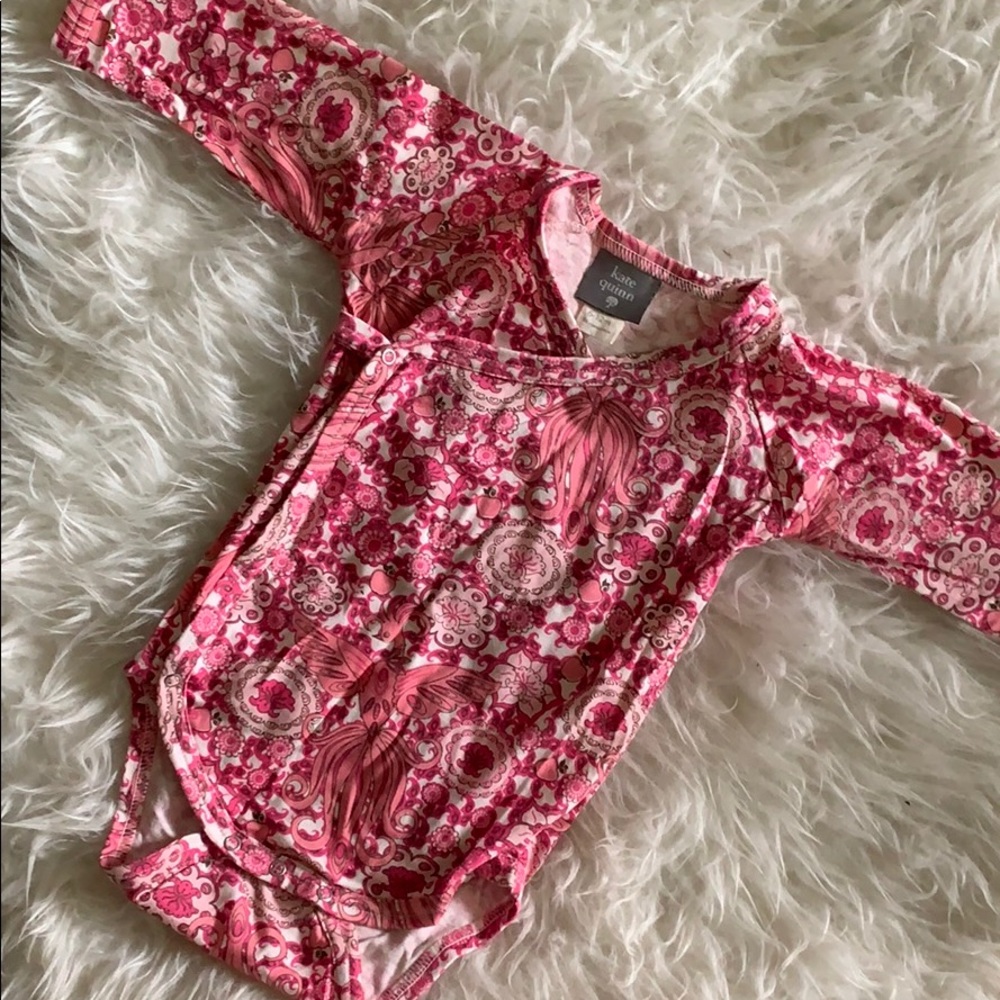 Kate Quinn Onsie